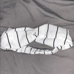 Accessories - Headbands Accessories - Headbands